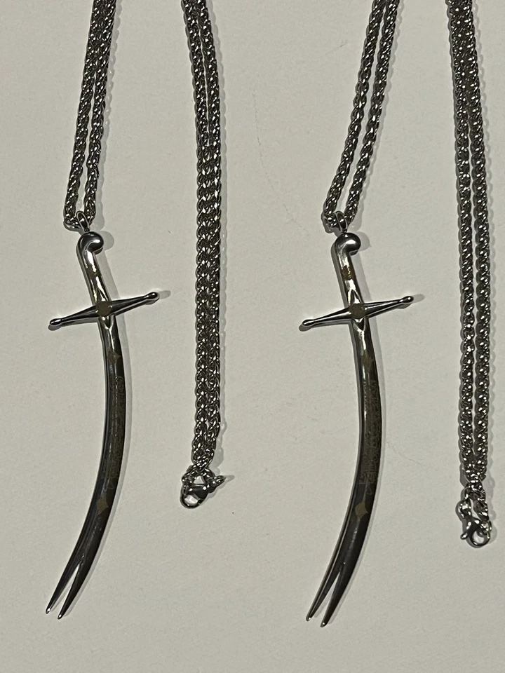 Two Necklaces Lot Deal of Imam Ali Zulfiqar Sword, Limited Time. - Bild 1 von 4