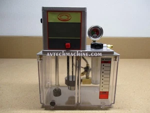 Bomba de lubricación YMGP-301FW-T4-DE Yeong Dien tanque de 4L 110V - Imagen 1 de 4