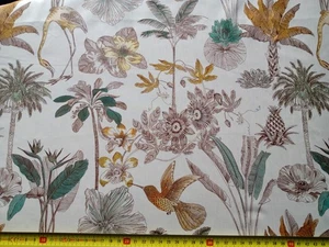 Darwin's Journey B  - flowers - Liberty Tana Lawn cotton approx 33 x 30 cm - Picture 1 of 5