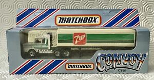 Matchbox Convoy CY16 Scania Box Truck 7UP Boxed 1