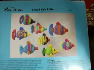 FiberSpace Felted Fish pattern, #P-1. Fun felting project! - Picture 1 of 2