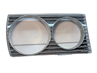 NOS OEM Mercedes Benz W123 240D 300D 300TD Right Head Light Trim C6-8 - Image 1 of 4