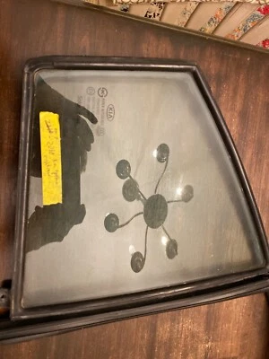 2007 2008 2009 2010 Kia Optima Passenger Right Side Rear Vent Window Glass OEM - Image 1 of 3