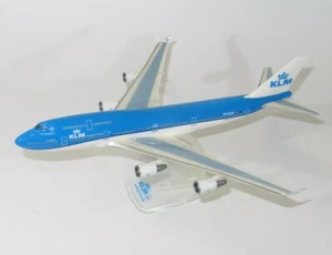 KLM Boeing 747-400 Pantalla Modelo 1/250 Avión PH-KLM Original NUEVO 747 y Soporte - Imagen 1 de 10