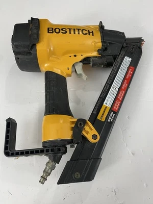 Bostitch McN150 Metal Connector Nailer 35 Degree 1-1/2" Paper Collated StrapShot - Image 1 of 3