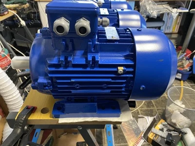 AMTECS MOTOR - 1.1KW - 6 Pole - 90 FRAME - FOOT MOUNT - 230/400V - IE3 - Image 1 of 4