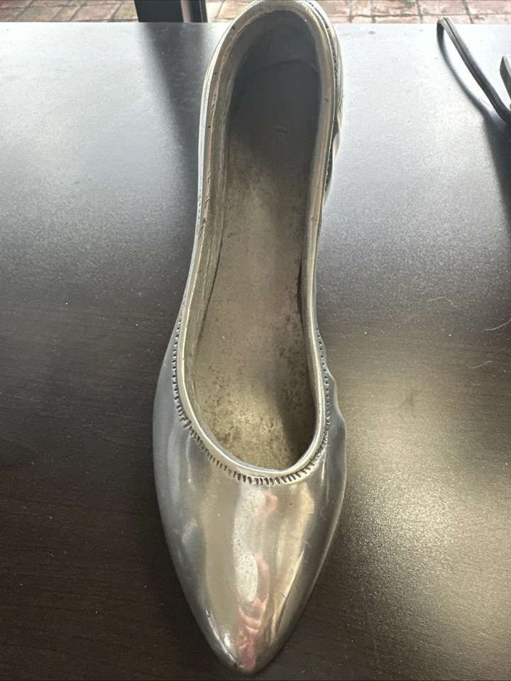 RARA ESCULTURA DE LATÓN PULIDO LUNARES SAN FRANCISCO de ZAPATO 9” Foto 1 de 4