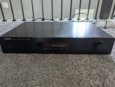 Sintonizador estéreo de audio AM/FM Yamaha T-S500 negro. Totalmente funcional Foto 1 de 2