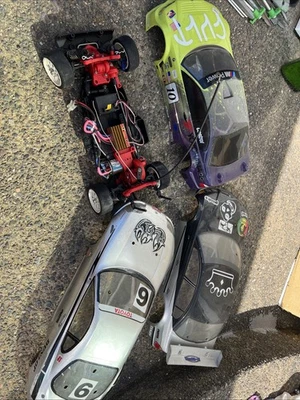 Vintage TAMIYA  TA02 TA-02 chassis with 3 Body - Image 1 of 4