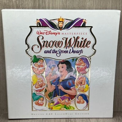 Walt Disney's Snow White & The Seven Dwarfs Masterpiece Deluxe CAV LaserDisc Ed. - Image 1 of 4