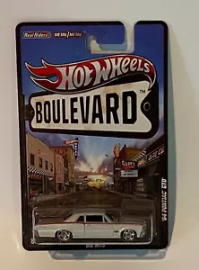Hot Wheels 2011 Boulevard Real Riders '64 Pontiac GTO Big Hits - Picture 1 of 13