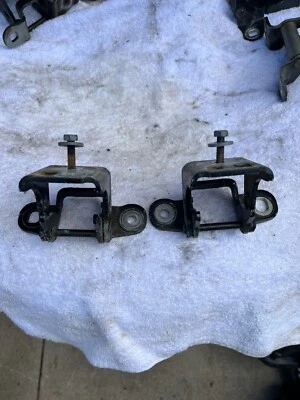 Jeep Liberty 2006 juego de bisagras de puerta lateral para pasajero trasero Foto 1 de 4