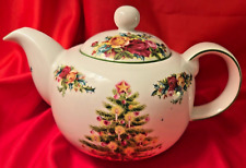 ROYAL ALBERT  OLD COUNTRY ROSES Classic Holiday Teapot with Green Trim  NEW