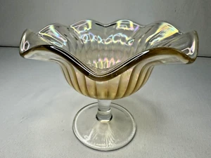 Composta vintage in vetro imperiale iridescente raggi lisci bordo increspato - Foto 1 di 3