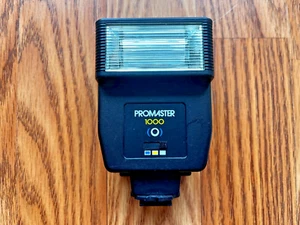 PROMASTER 1000 Camera Flash Auto Check - TESTED WORKING - Picture 1 of 4