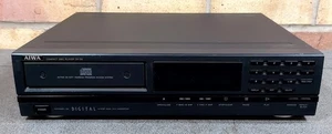 Aiwa DX-D9 Lettore CD Compact Disc Nero Vintage Non Testato  - Foto 1 di 7