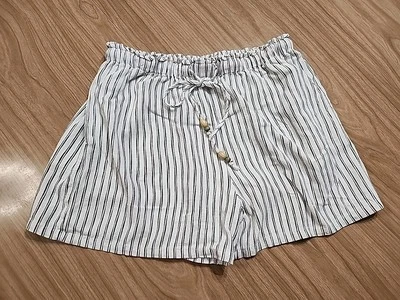 Camisas de algodón azul, mezcla de lino, pequeñas, rayas negras sobre blanco Foto 1 de 4