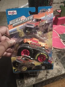 DIRT MONSTER ICE BEAST MONSTER TRUCK 1/64 DIECAST CAR MAISTO  - Bild 1 von 2