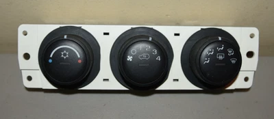 2006 - 2008 Hummer H3 Climate Temperature Control Heater Unit OEM - Image 1 of 4