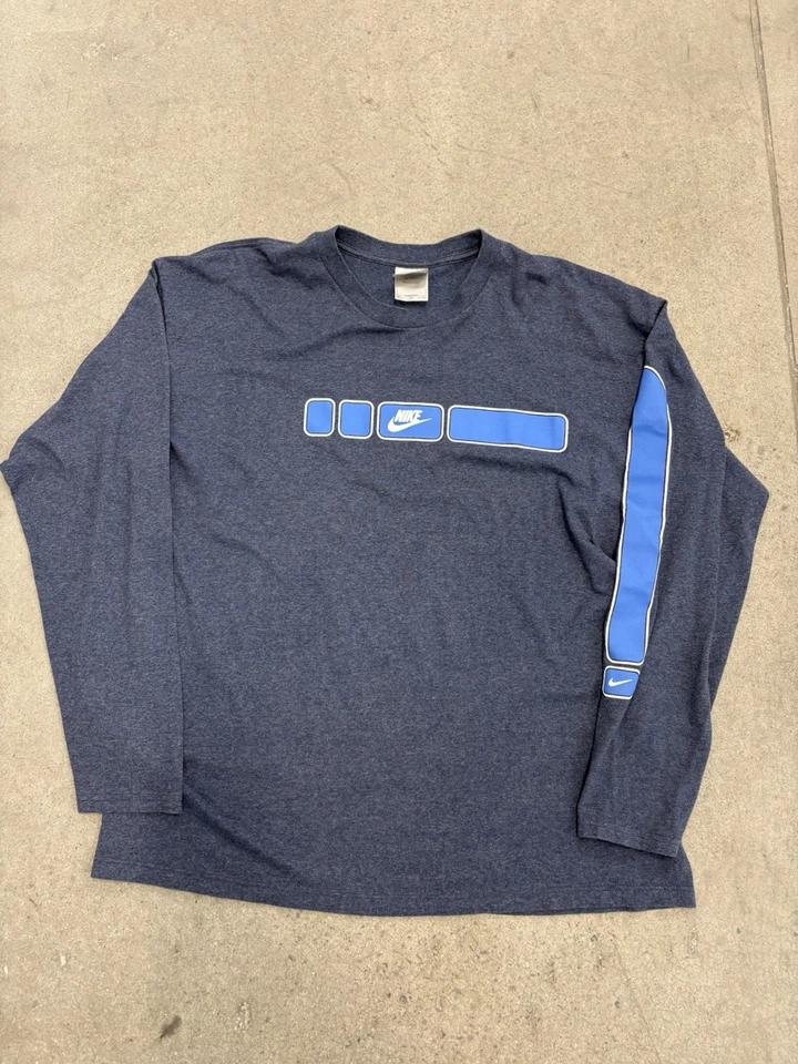 Vintage Y2K Nike Longsleeve Tshirt  Size: XL  - Image 1 of 4