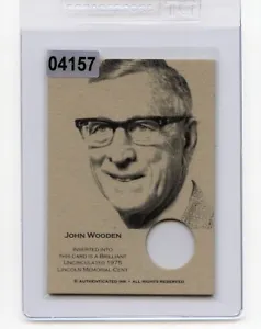 #04157 JOHN WOODEN 1975 Coin Collector Penny Card - Picture 1 of 1
