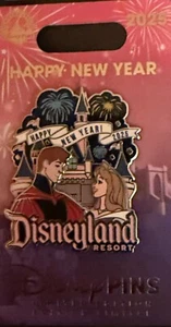 DISNEYLAND HAPPY NEW YEAR 2025 PIN AURORA PHILLIP SLEEP BEAUTY LE 3000 DISNEY - Bild 1 von 1