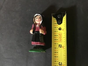 VINTAGE Hubley Cast Iron Amish Girl Paperweight original paint excellent - Picture 1 of 5