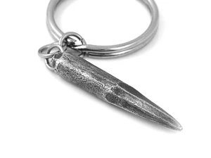 Vampire Stake Keychain, Handmade Dracula Goth Keyring in Pewter on 30 mm Ring - Picture 1 of 4