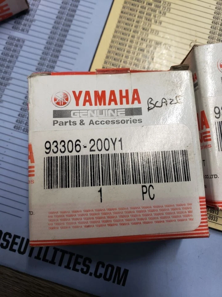 Rolamento Yamaha NOS part# 93306-200Y1 - Imagem 1 de 1