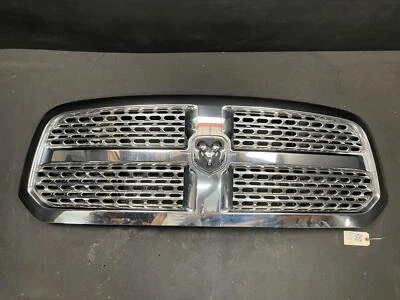 Parrilla delantera Dodge RAM 1500 2018 68093930AC 2013 2014 2015 2016 2017 2019 X Foto 1 de 4