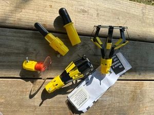 5 Piece Bayco LIGHT BULB CHANGERS Gripper Remover Safe N Ezy - Picture 1 of 1