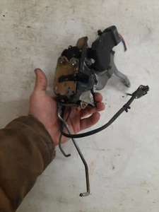 98-02 Toyota Corolla RIGHT FRONT DOOR ACTUATOR POWER - Picture 1 of 2