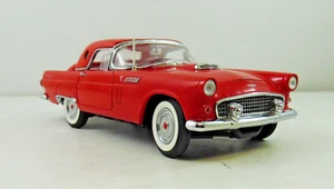 1956 Ford Thunderbird Maßstab 1/24 rot - Bild 1 von 12