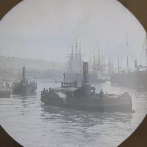 Shields Harbour Tyne River Englan Lanterna Magica Scivolo Navi Albero Vasi - Foto 1 di 4