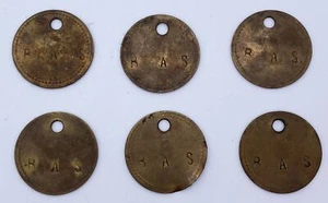 6 Werkzeugmarken RAS nummeriert Messing rund gelocht Werkstatt Lager Jeton alt - Bild 1 von 10