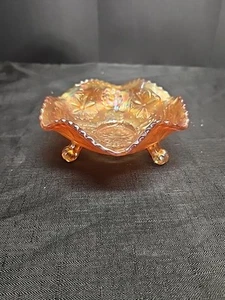 Antique Fenton Marigold Carnival Glass Water Lily Lotus Poinsettia 3 Footed Bowl - Picture 1 of 7