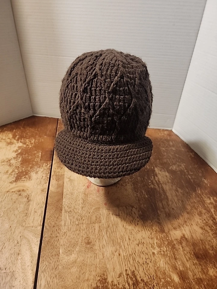 Marmot Hat Beanie Fitted ADULT One Size Brow Knit Visor Brim Crochet Winter Warm - Image 1 of 4