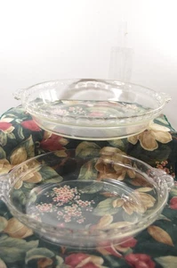 2 tortiere vintage PYREX Deep Dish numeri 228 e 229 con manico crimpato - Foto 1 di 4
