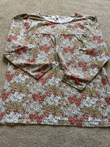 Ladies Laura Ashley Floral Top Size 16 3/4 Sleeves - Picture 1 of 3