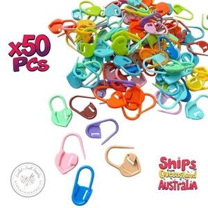 50 Stitch Markers Crochet Knitting Yarn Plastic Heart Regular Random Mix DIY BN - Picture 1 of 7