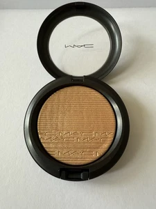 MAC Gold Highlighter Extra Dimension SkinFinish Whisper of Gilt - New & Genuine  - Picture 1 of 3