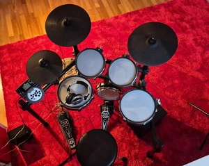 XDrum DD-530 Mesh Heads E-Drum SET mit Hocker und Kopfhörer - E-Schlagzeug - Bild 1 von 8