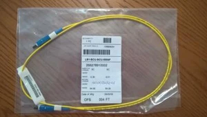ZC29 OFS Single Mode Simplex Fiber Optic Patch Cord 4Ft L with SC/UPC Connectors - Foto 1 di 4