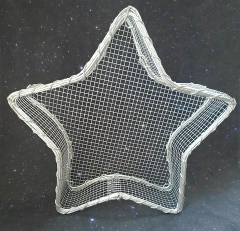 Silver Tone Star Shaped Wire Basket 12" x 3" Cover