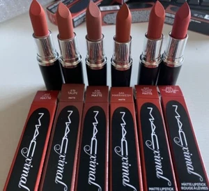 Lápiz labial mate MAC Macximal - todos los tonos disponibles tamaño completo 3,5 g nuevo en caja - Imagen 1 de 22