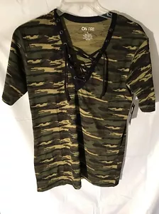 Womens Camouflage Camo Top On Fire Large New NWT Green Lace Up in Front - Picture 1 of 4