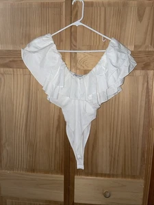 Body Zara Volantes Hombro Descubierto Blanco Acanalado Sin Mangas Pequeño S - Imagen 1 de 4
