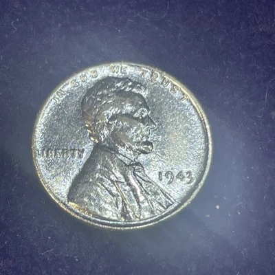 Centavo Lincoln 1943 de acero, sin marca de ceca y L está todo el camino en el borde Foto 1 de 4
