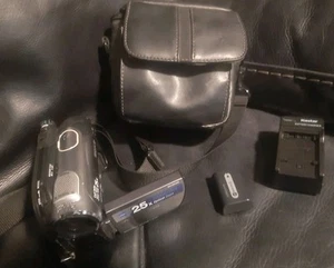 Sony Handycam DCR-DVD308 Digital Video Camcorder W/ Case Charger Battery - Picture 1 of 3