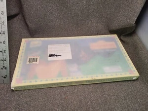 NUEVO Nestlé Quik Premium 1996 Pocahontas Adventure VCR Juego De Colección - Imagen 1 de 9